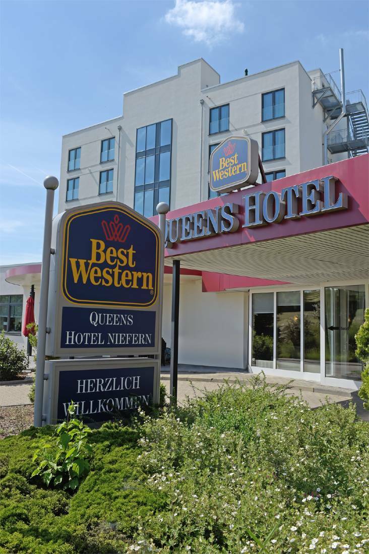 Best Western Queens Hotel Pforzheim-Niefern Luaran gambar